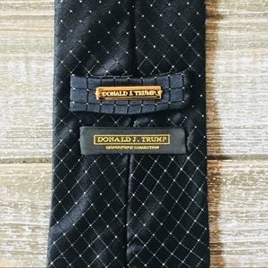 Donald J. Trump Signature Collection Black Tie